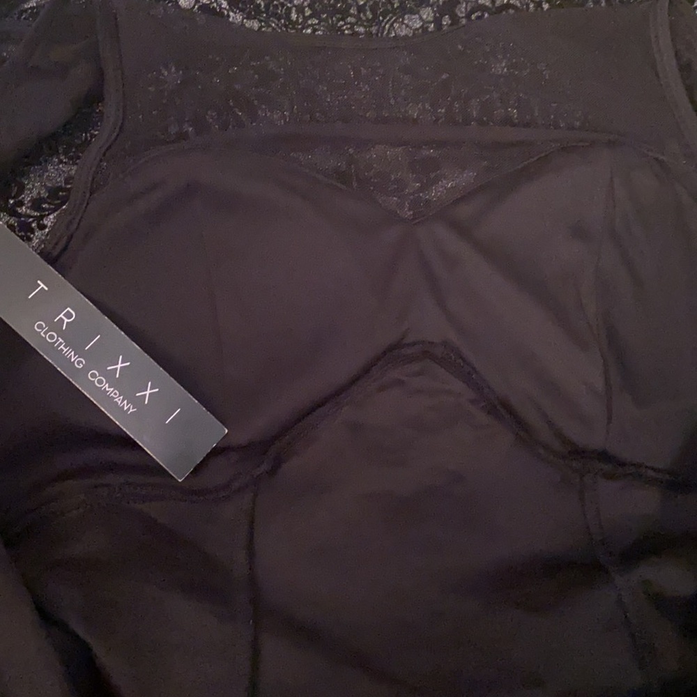 🌟NWT🌟 TRIXXI Black & Silver Patterned Cocktail Formal Dress with Mesh Ne… - Picture 16 of 17